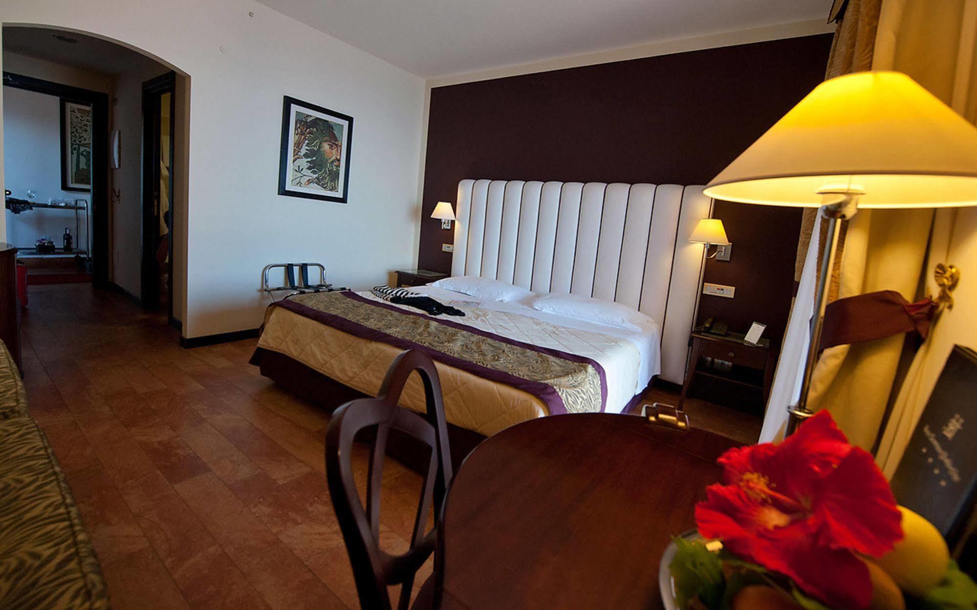 Baia Taormina Hotels & Spa Forza dʼAgro Dış mekan fotoğraf